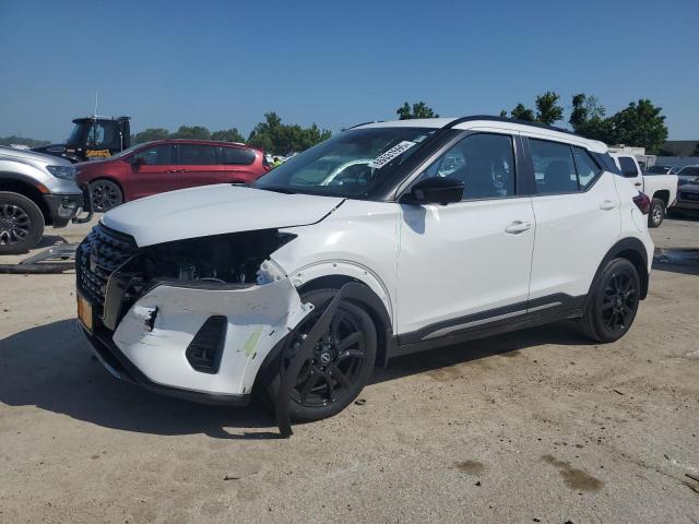 NISSAN KICKS SR