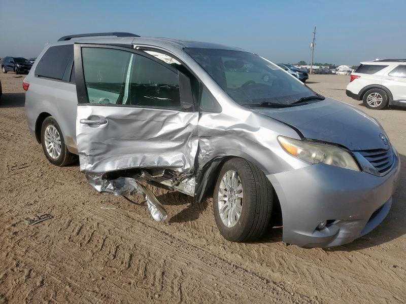 2015 TOYOTA SIENNA XLE 5TDYK3DC2FS664759