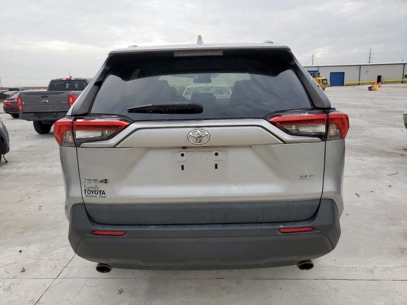 2021 TOYOTA RAV4 XLE - 2T3W1RFV2MW123928