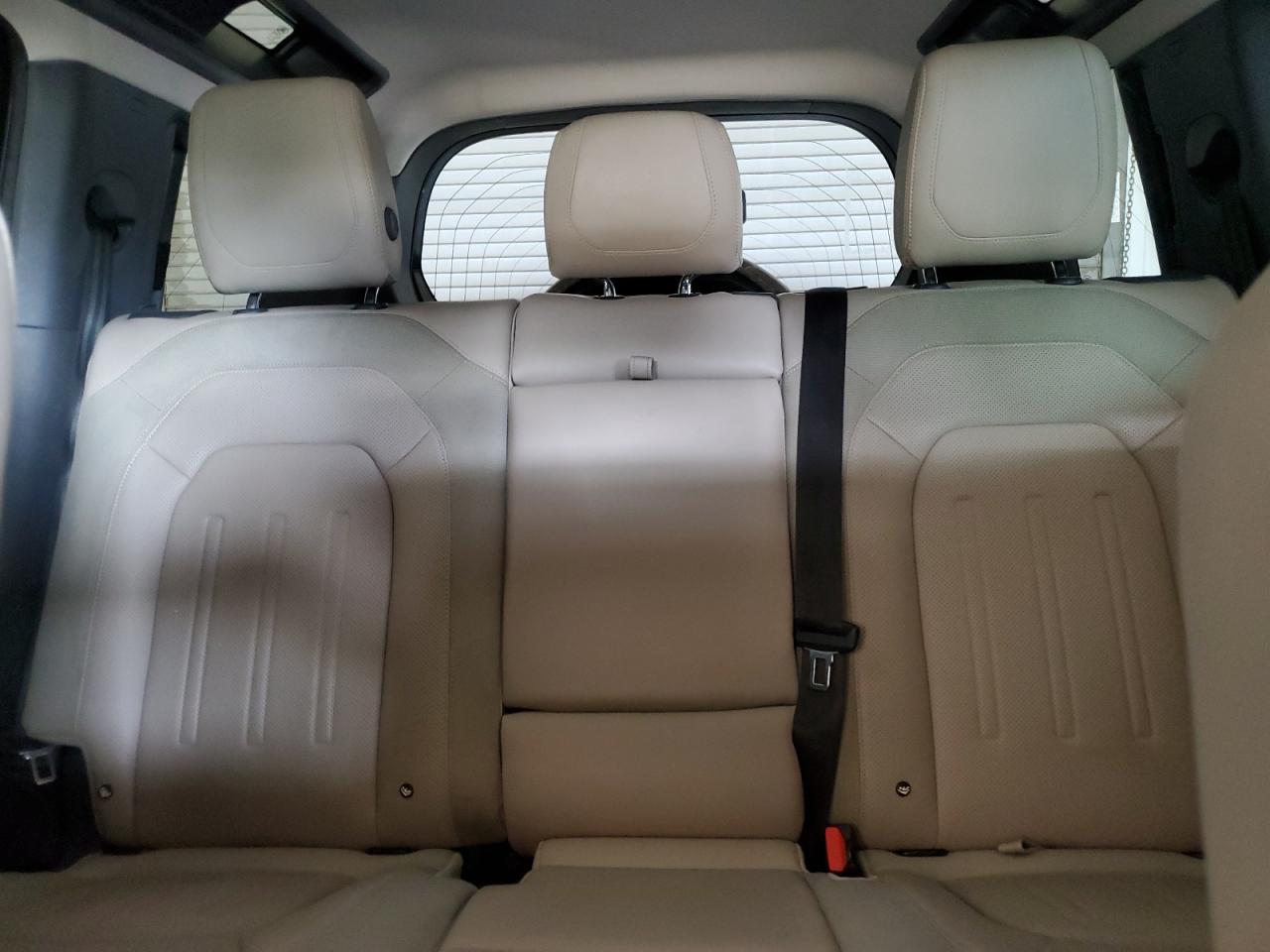 LAND ROVER DEFENDER 110 SE