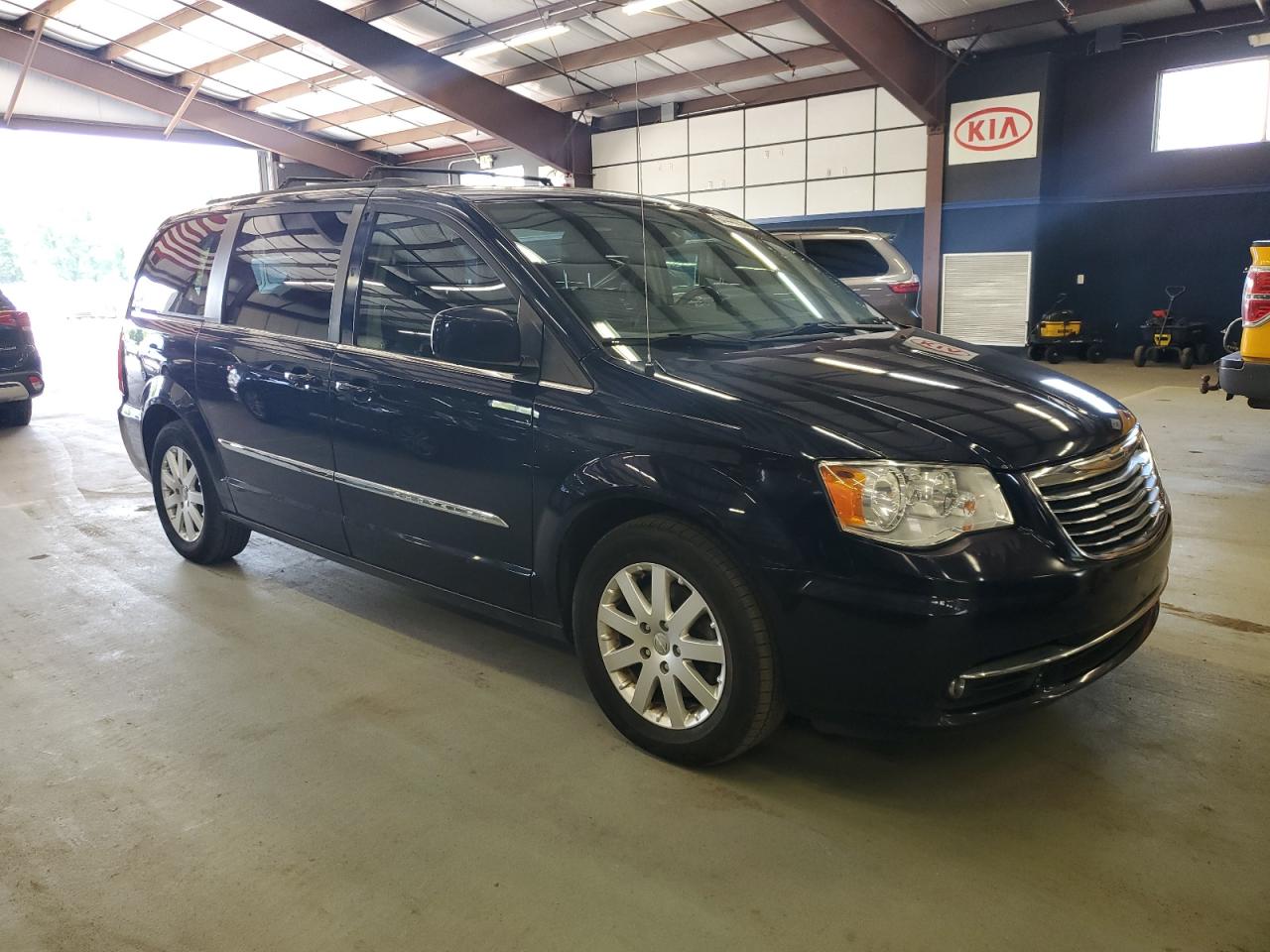 CHRYSLER TOWN & COUNTRY TOURING
