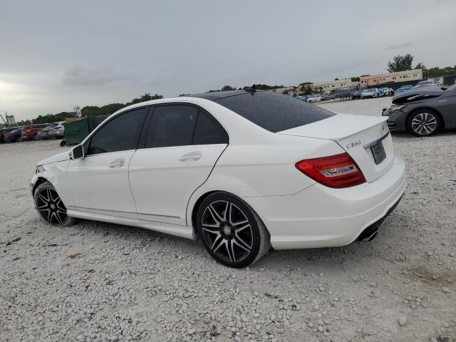 Vin: wddgf5hb8ea946418, lot: 63118305, mercedes-benz c-class 350 20142