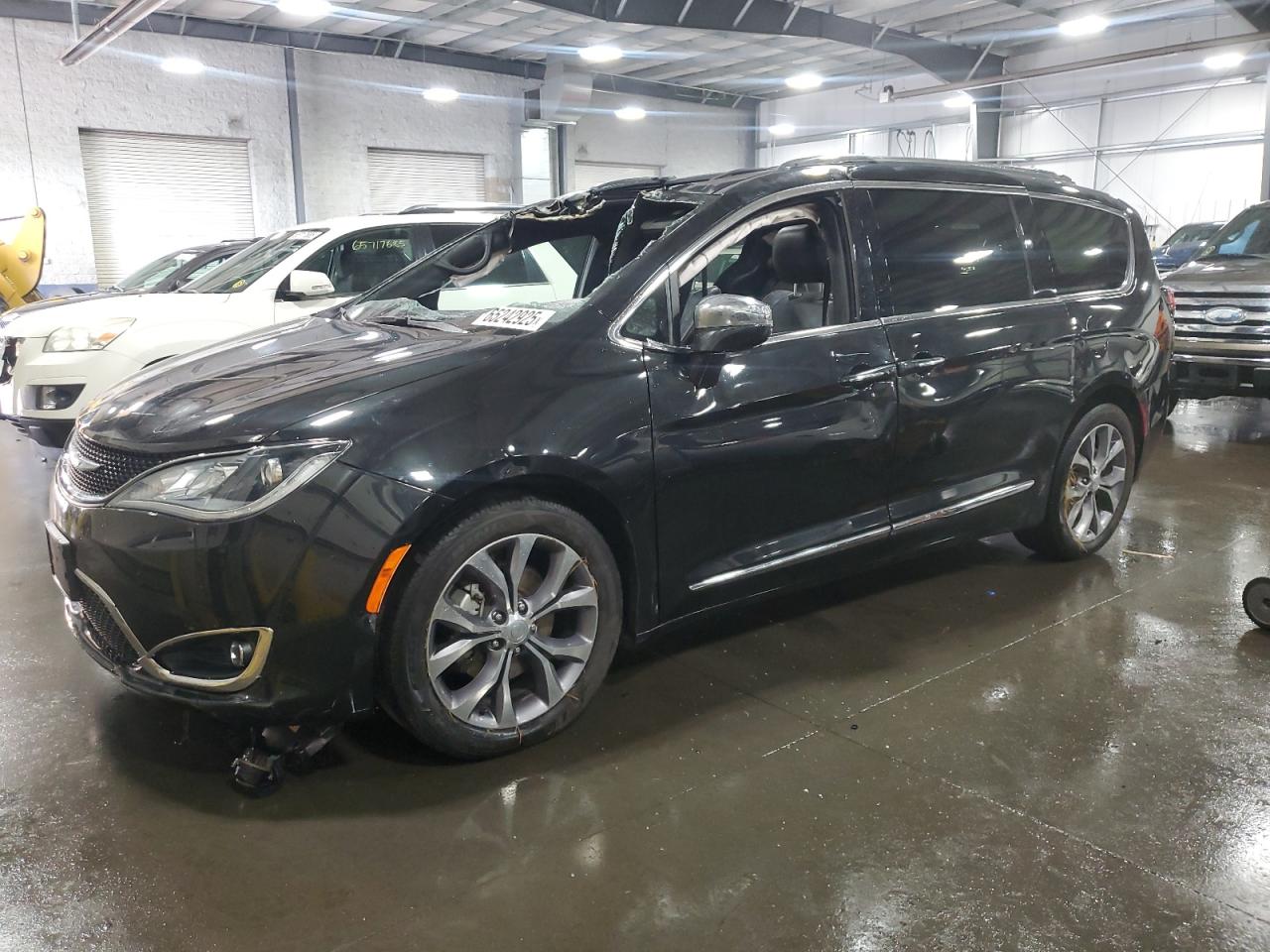 CHRYSLER PACIFICA LIMITED