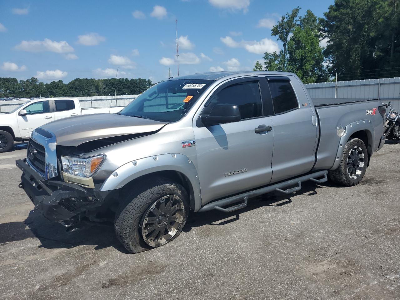 TOYOTA TUNDRA DOUBLE CAB SR5