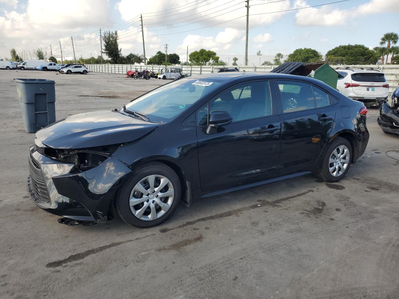 TOYOTA COROLLA LE