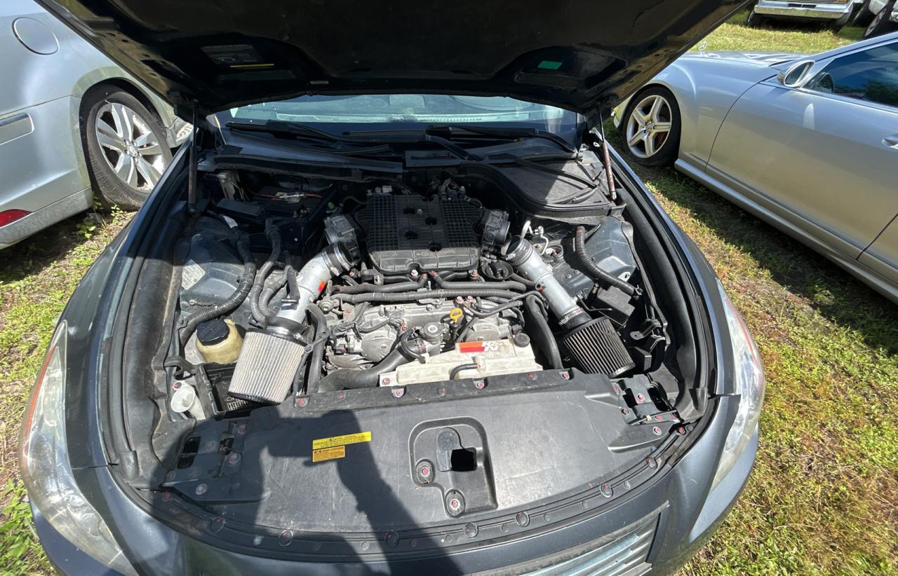 Infiniti G37 base 2008
