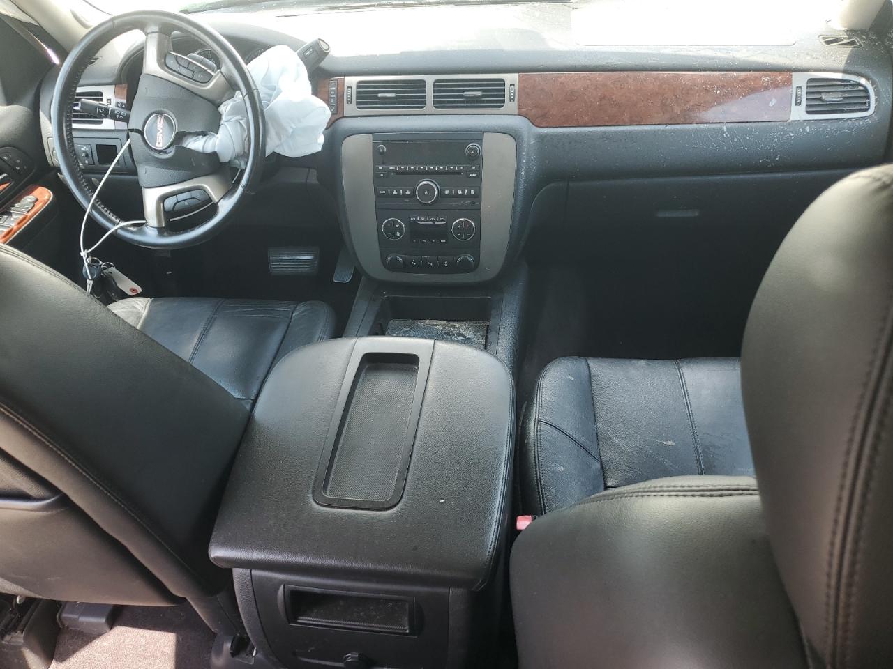 GMC SIERRA C1500 SLT