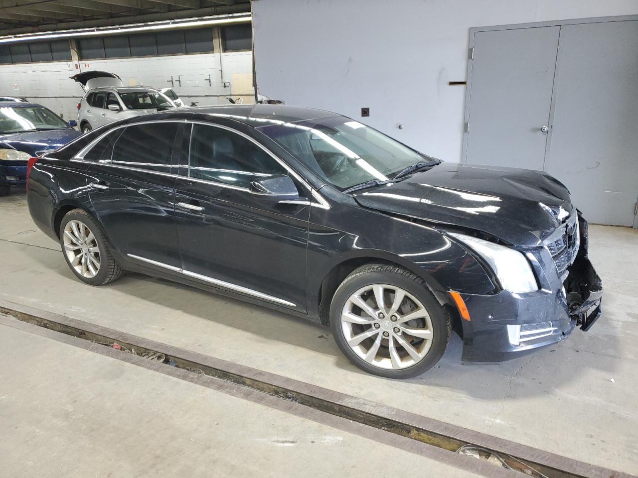 CADILLAC XTS LUXURY COLLECTION