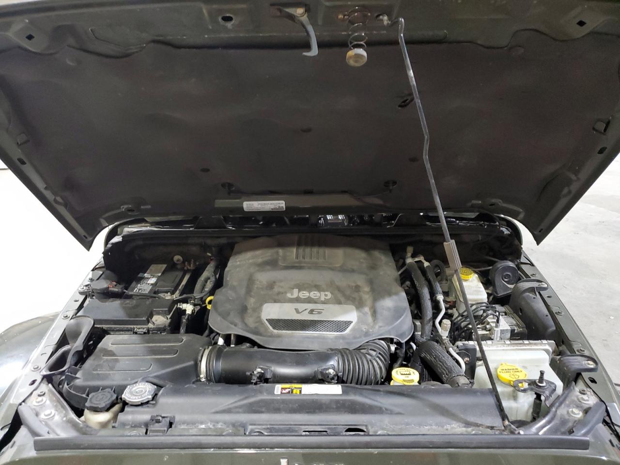 JEEP WRANGLER SAHARA