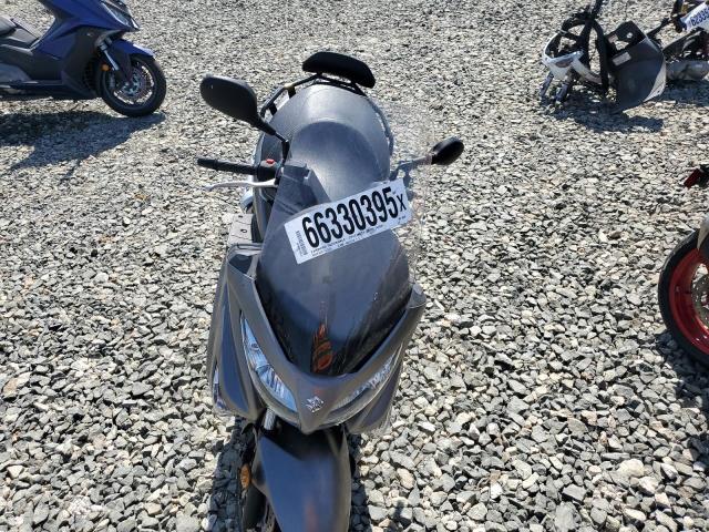 2017 SUZUKI UH200 MLCCH41A2H1600046