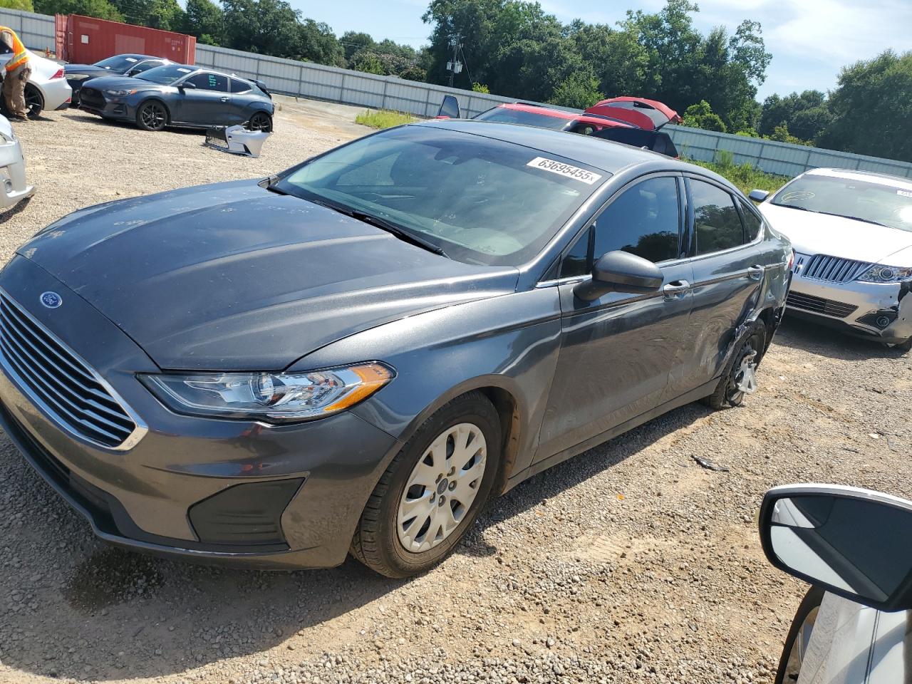 FORD FUSION S
