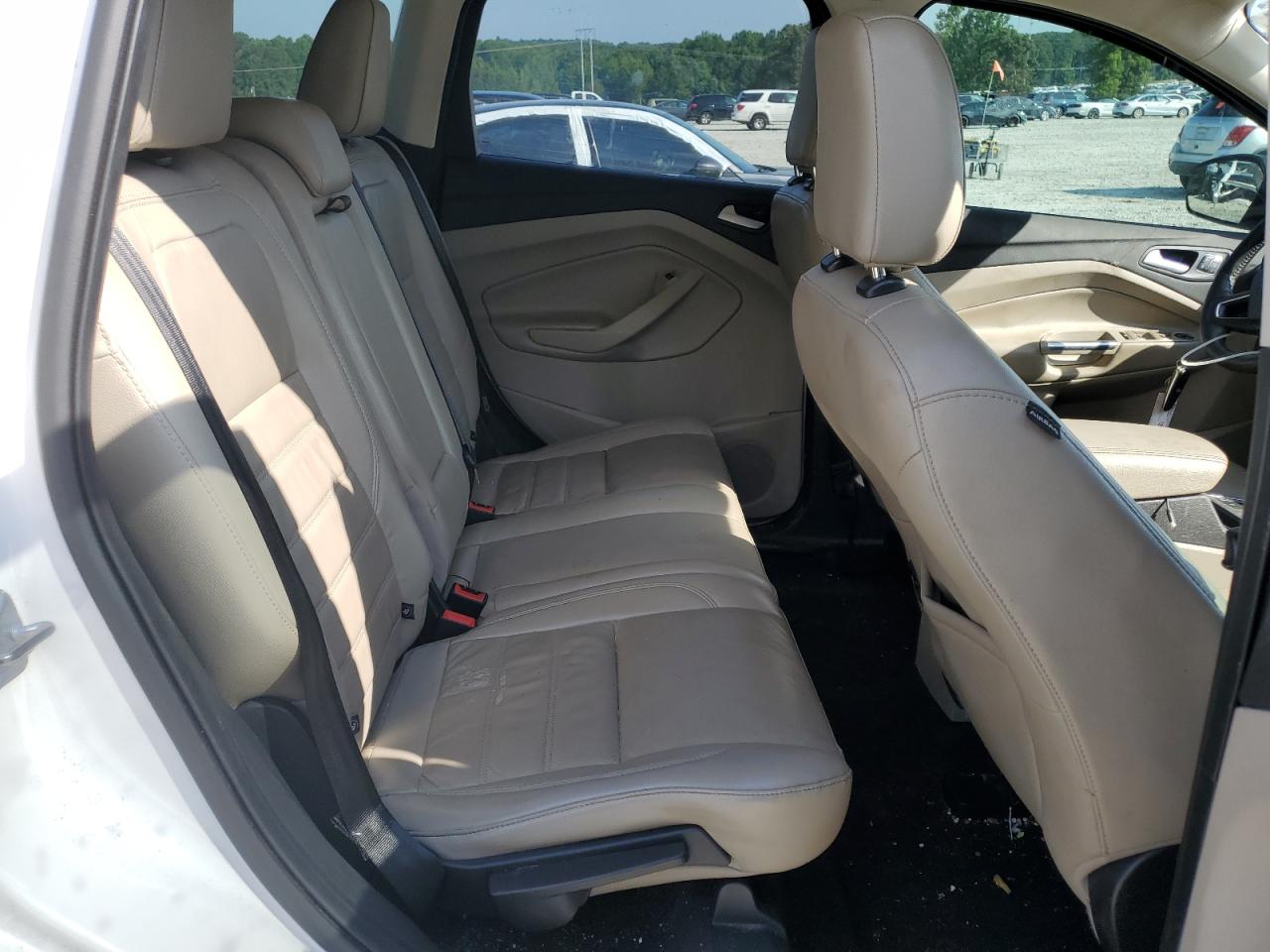 FORD ESCAPE TITANIUM