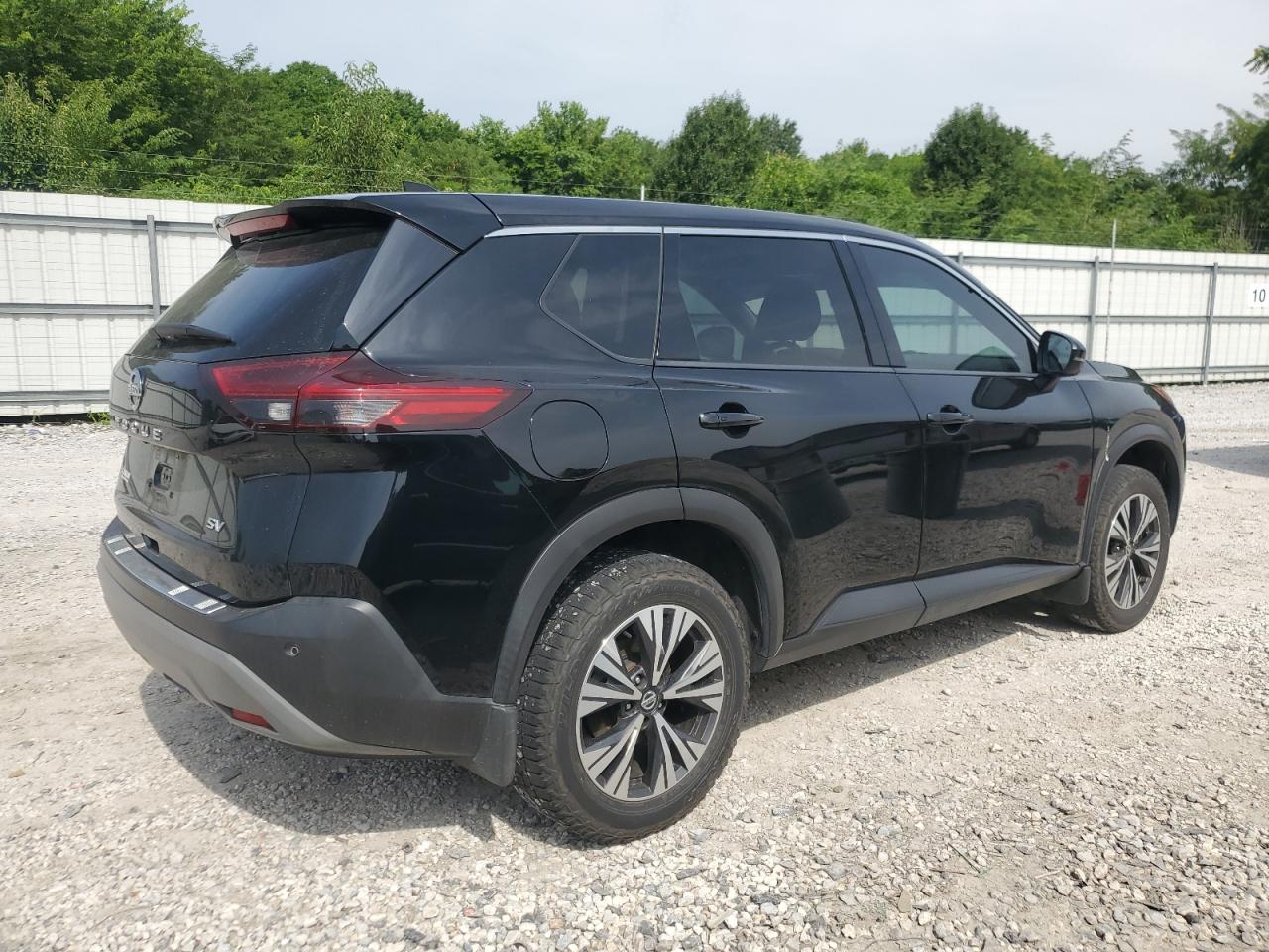 NISSAN ROGUE SV