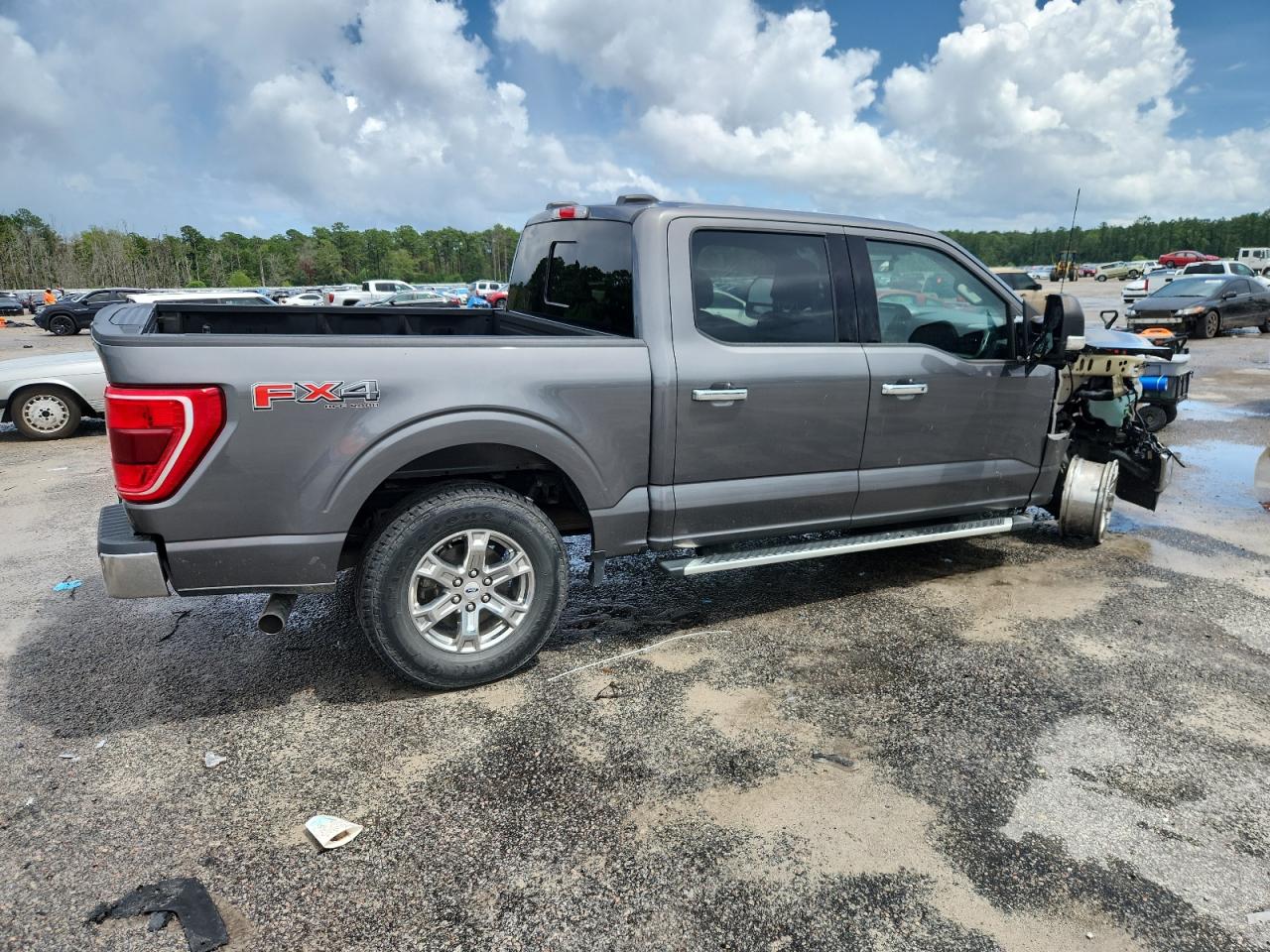 FORD F-150 SUPERCREW