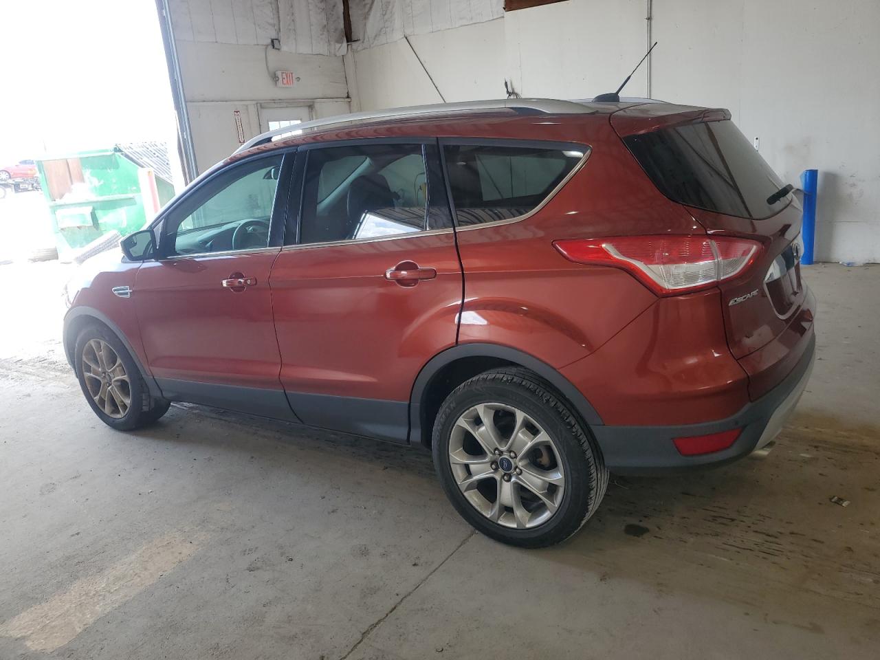 FORD ESCAPE TITANIUM