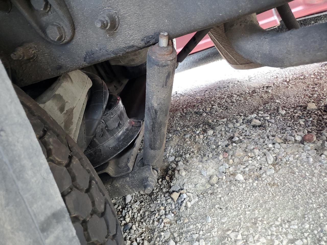 Lot #3226049026 2017 KENWORTH T370