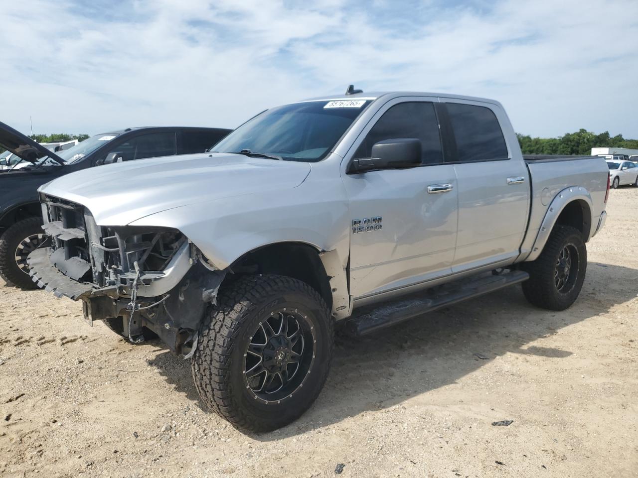 RAM 1500 SLT