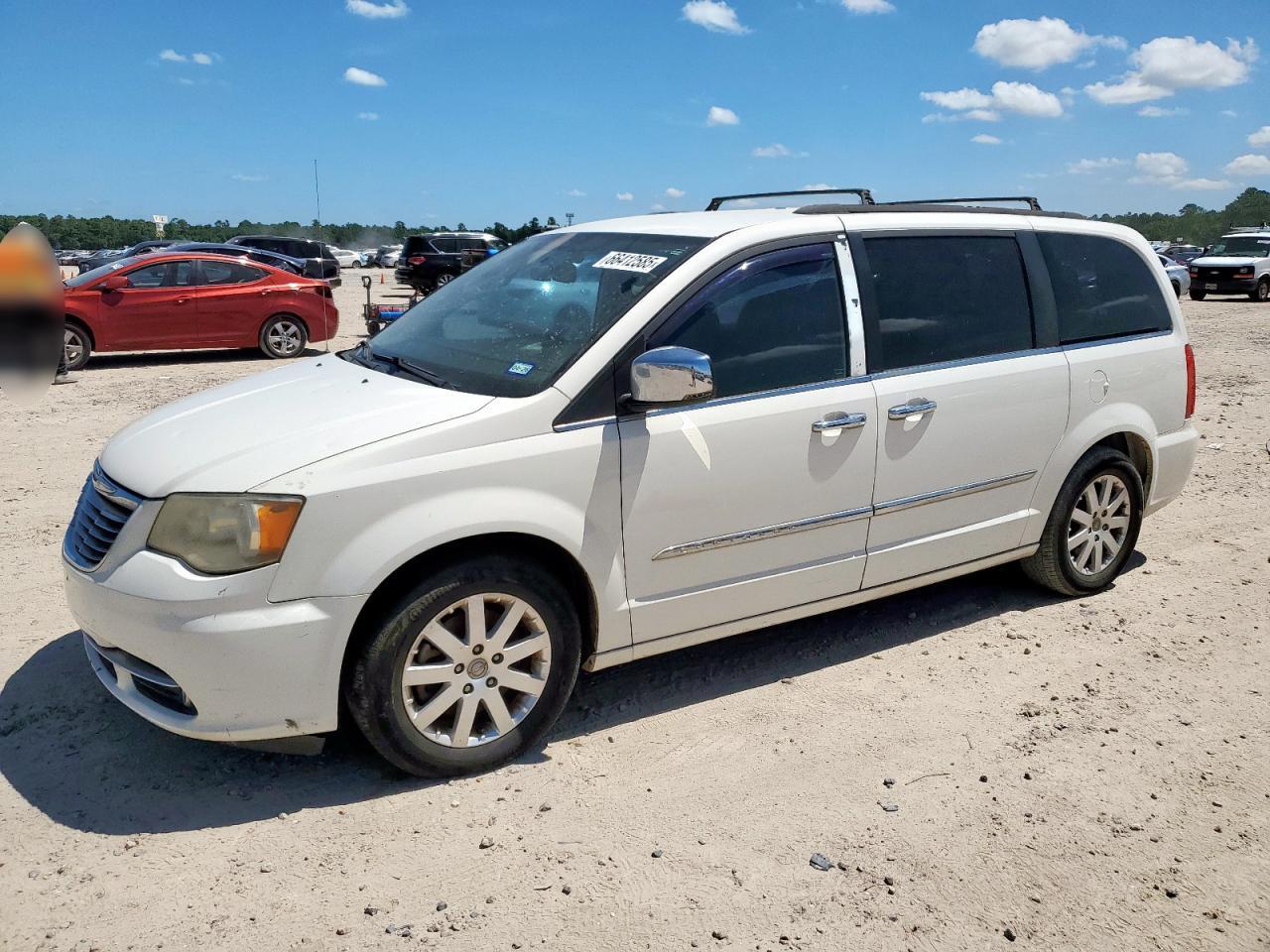 CHRYSLER TOWN & COUNTRY TOURING L