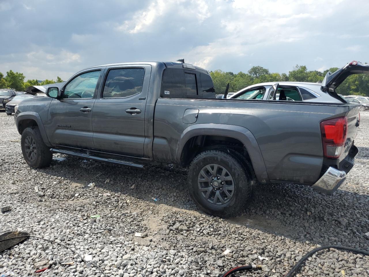 TOYOTA TACOMA DOUBLE CAB