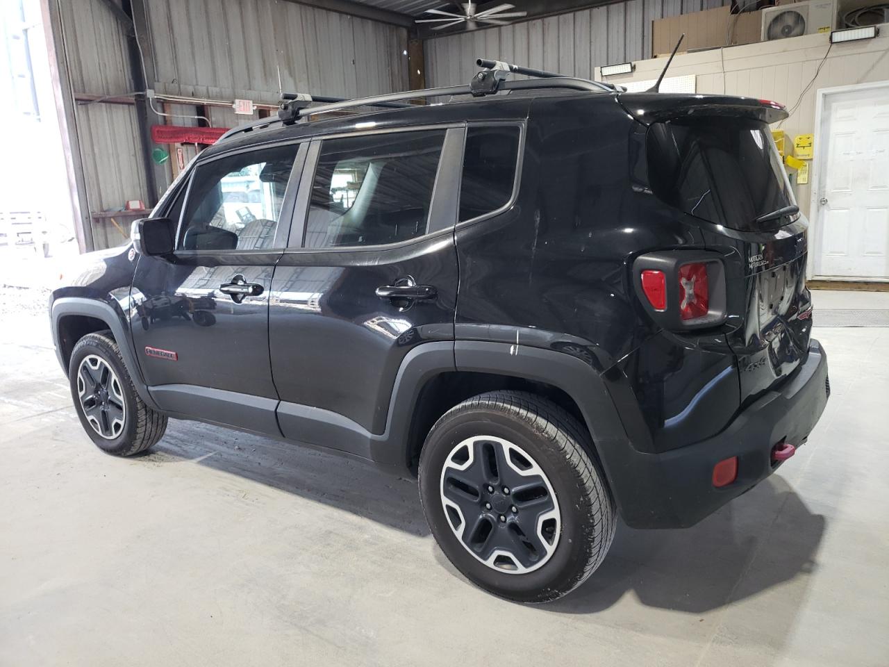 JEEP RENEGADE TRAILHAWK