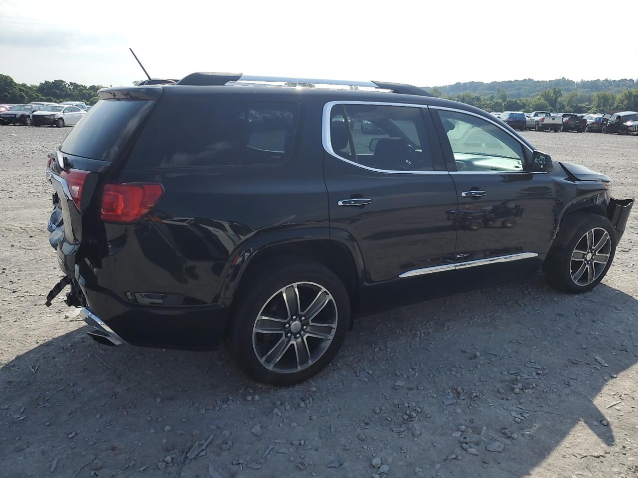 GMC ACADIA DENALI
