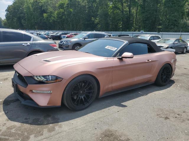 FORD MUSTANG