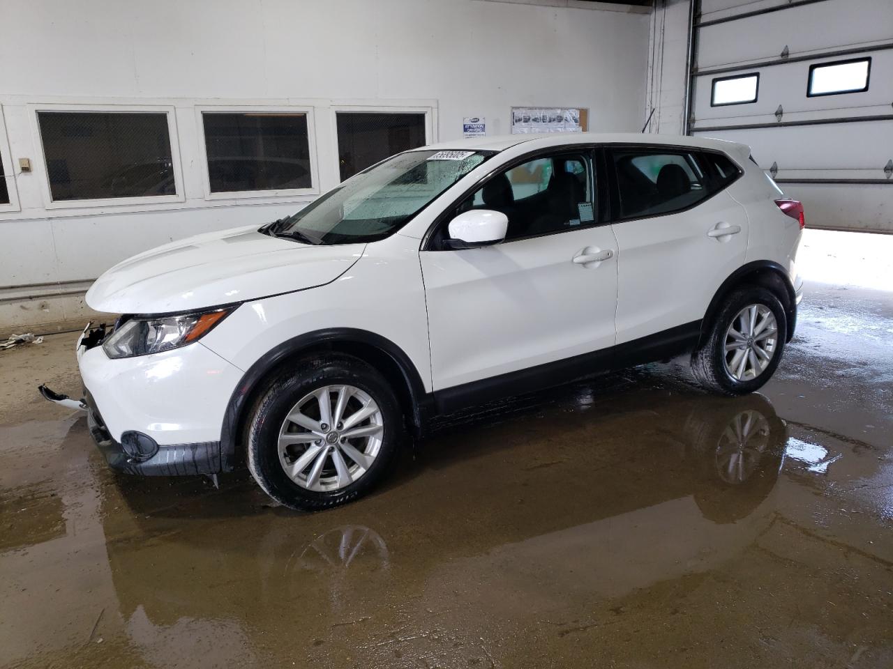 NISSAN ROGUE SPORT S