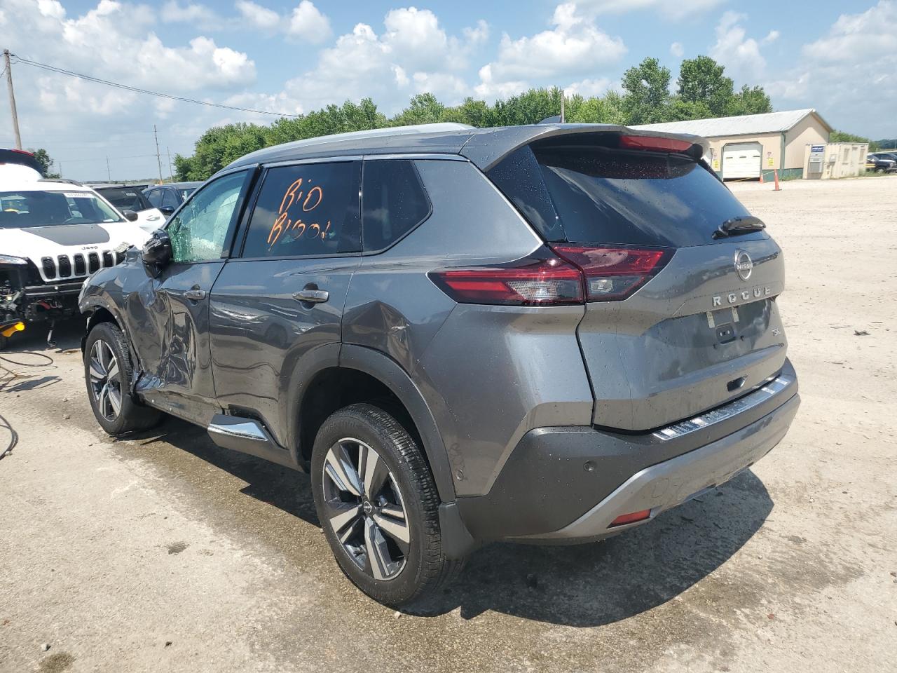 NISSAN ROGUE SL