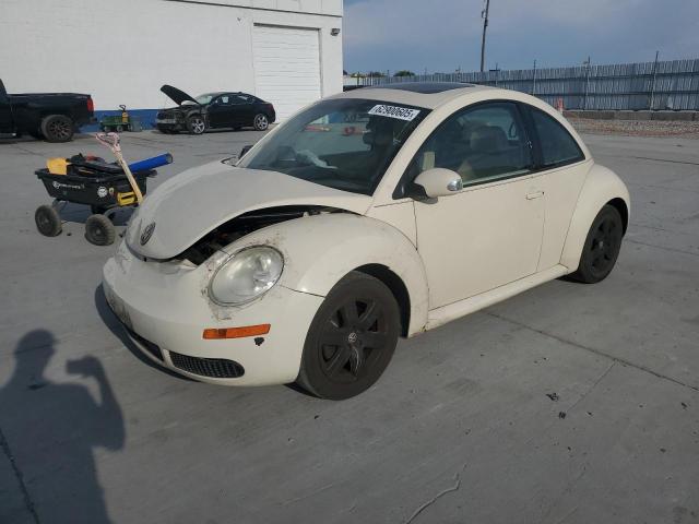 VOLKSWAGEN NEW BEETLE