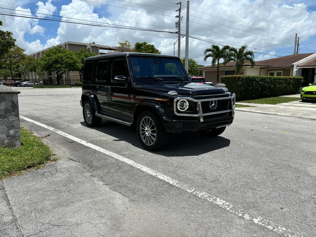 MERCEDES-BENZ G-CLASS 550
