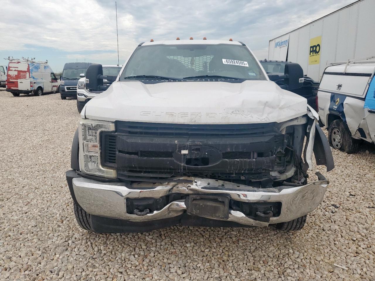 FORD F-550 SUPER DUTY