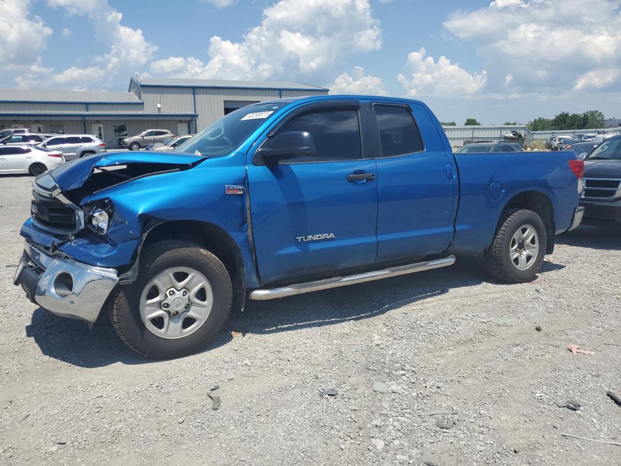 TOYOTA TUNDRA DOUBLE CAB SR5