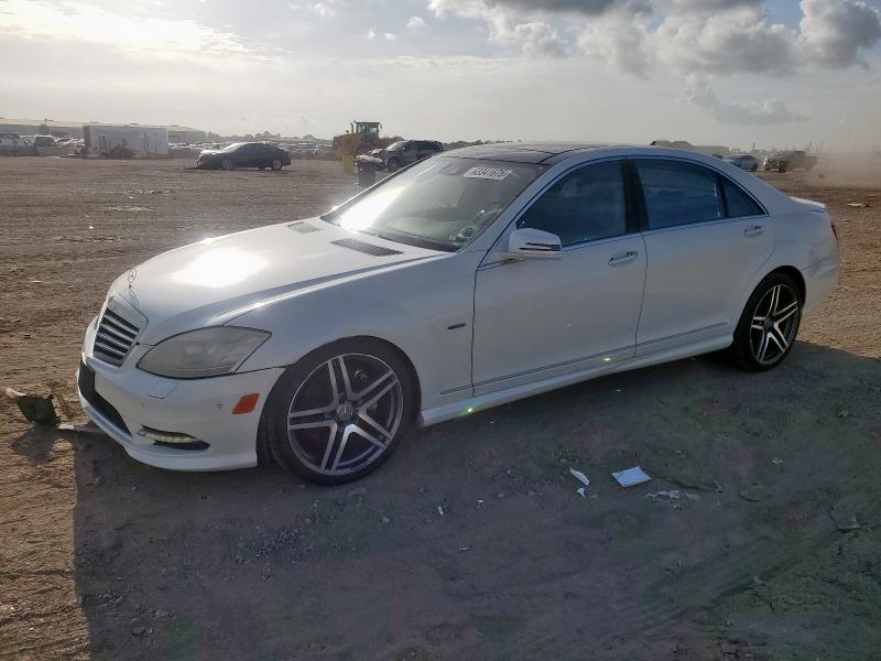 MERCEDES-BENZ S 550