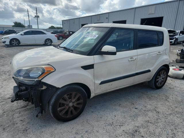 2013 KIA SOUL + - KNDJT2A61D7775849