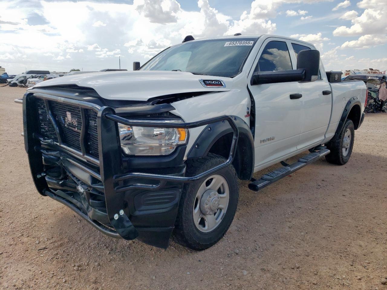 RAM 3500 TRADESMAN