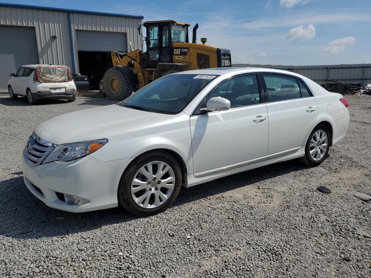TOYOTA AVALON BASE