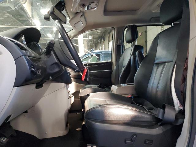 2016 CHRYSLER TOWN & COU 2C4RC1CG4GR189569