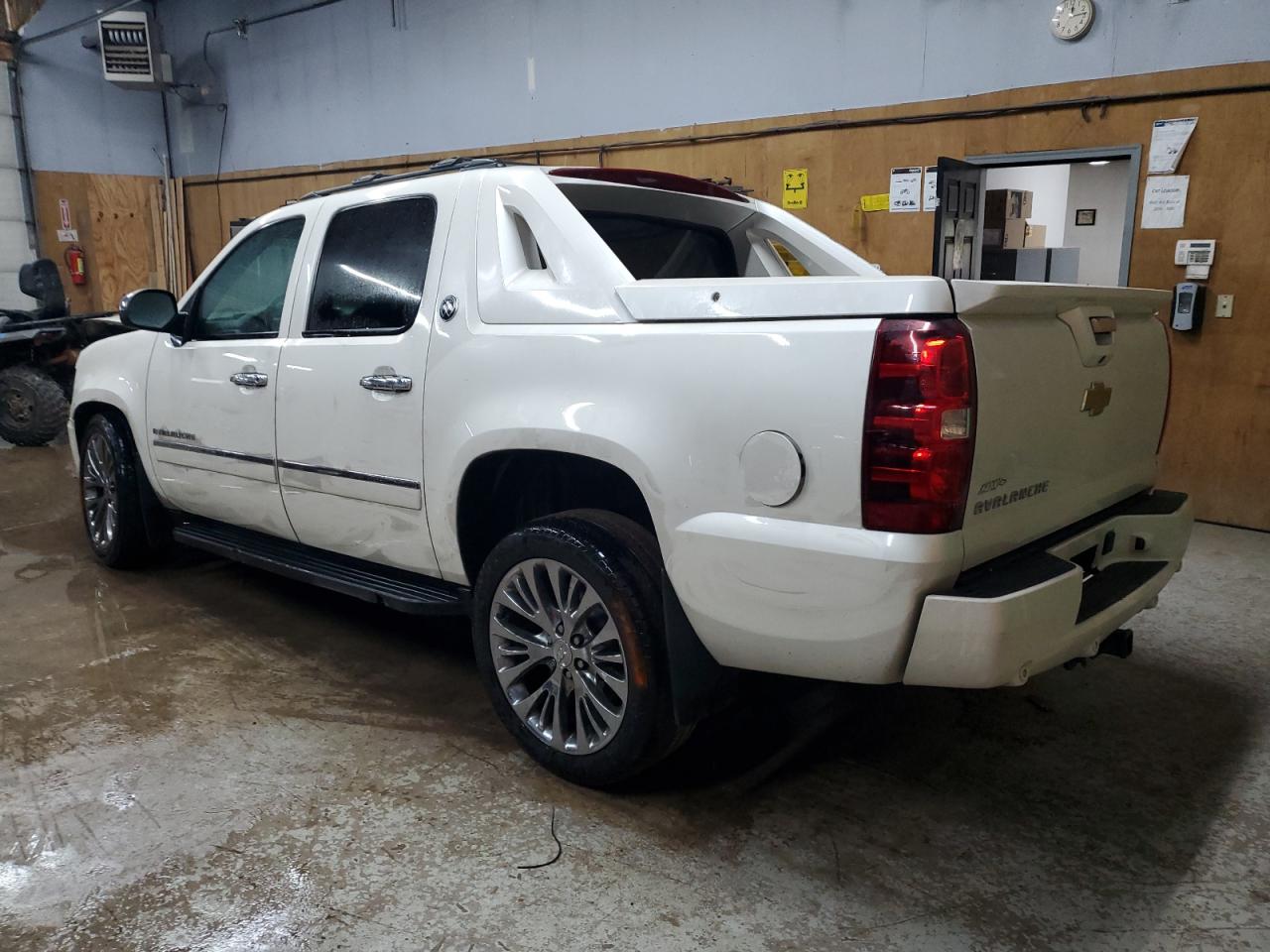 CHEVROLET AVALANCHE LTZ