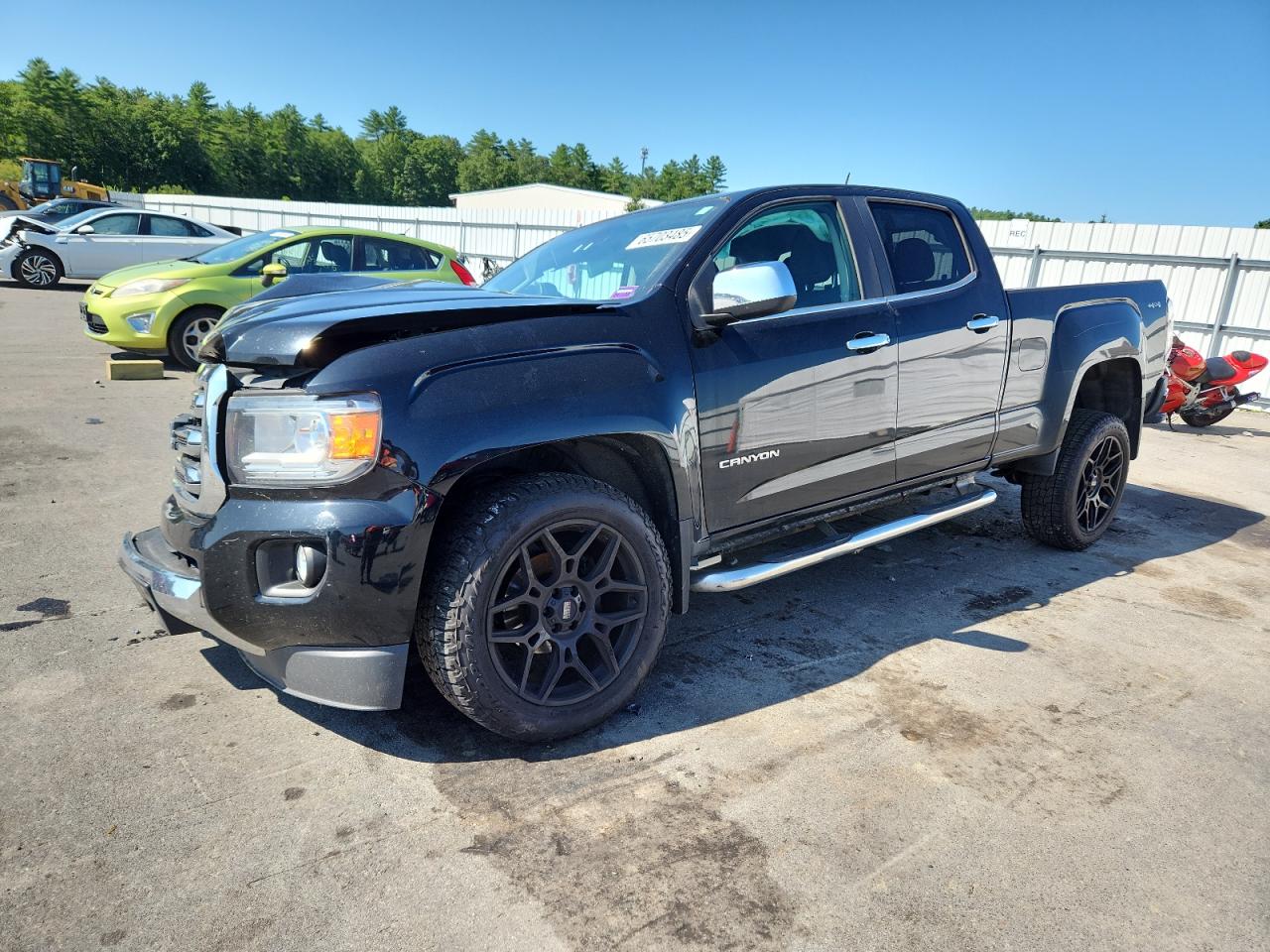 GMC CANYON SLT
