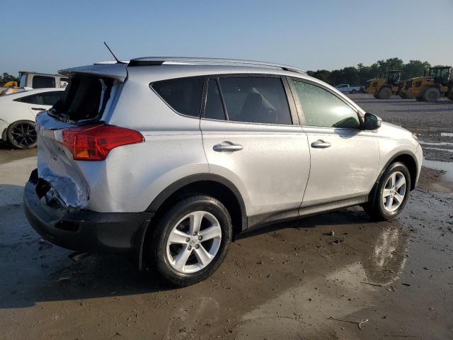 2014 TOYOTA RAV4 XLE - JTMRFREV3ED048493