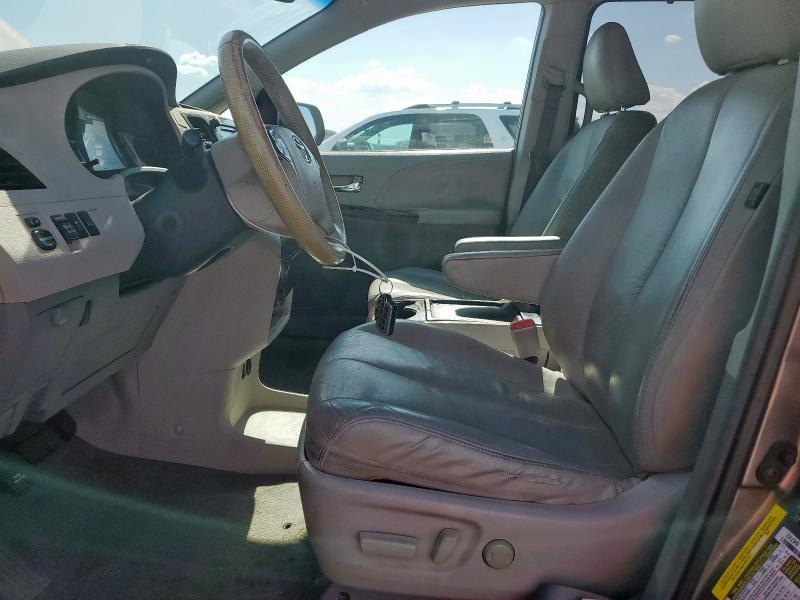 2011 TOYOTA SIENNA XLE - 5TDYK3DCXBS039813