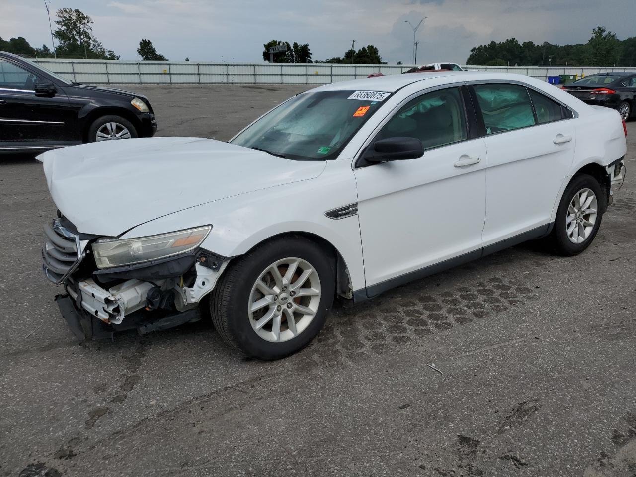 FORD TAURUS SE
