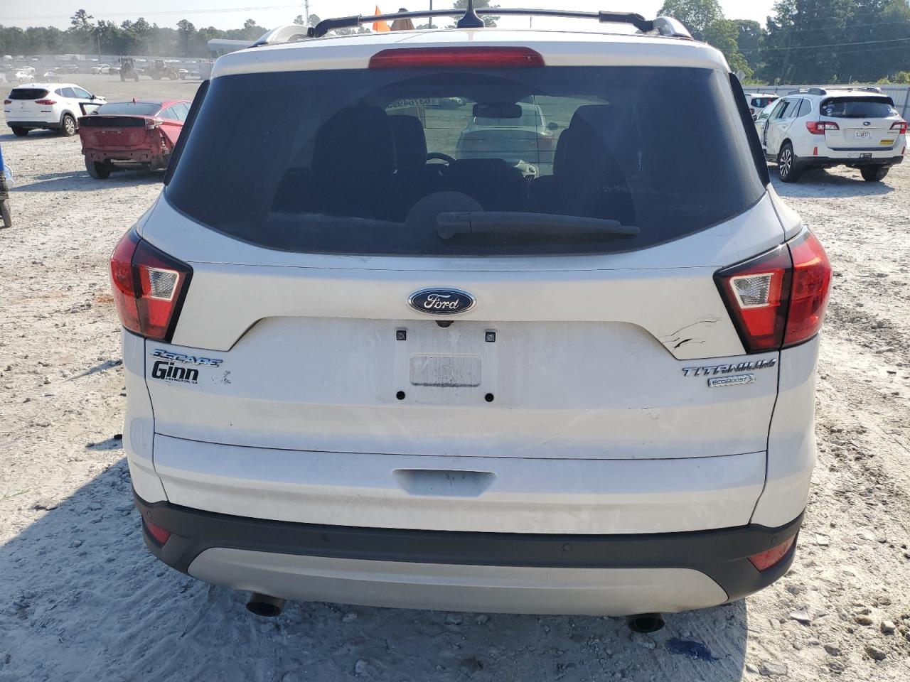 FORD ESCAPE TITANIUM