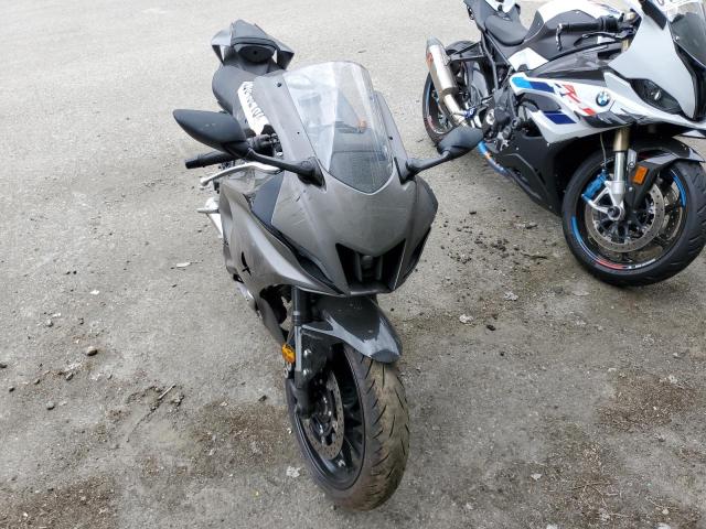 2024 YAMAHA YZFR7 JYARM38E6RA011987