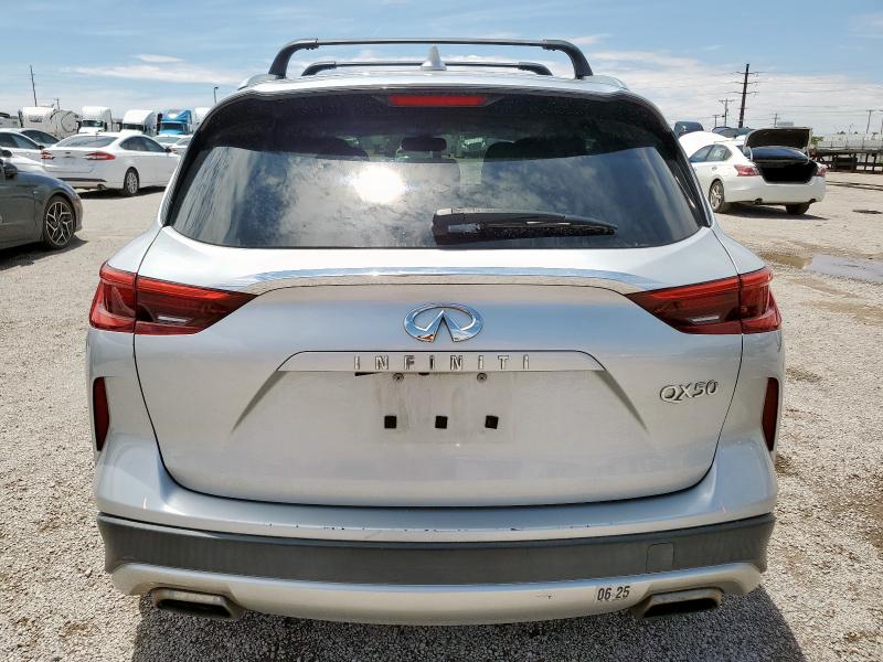 2019 INFINITI QX50 ESSEN 3PCAJ5M13KF135107