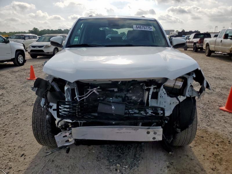 2022 TOYOTA 4RUNNER SR - JTEEU5JR5N5258539