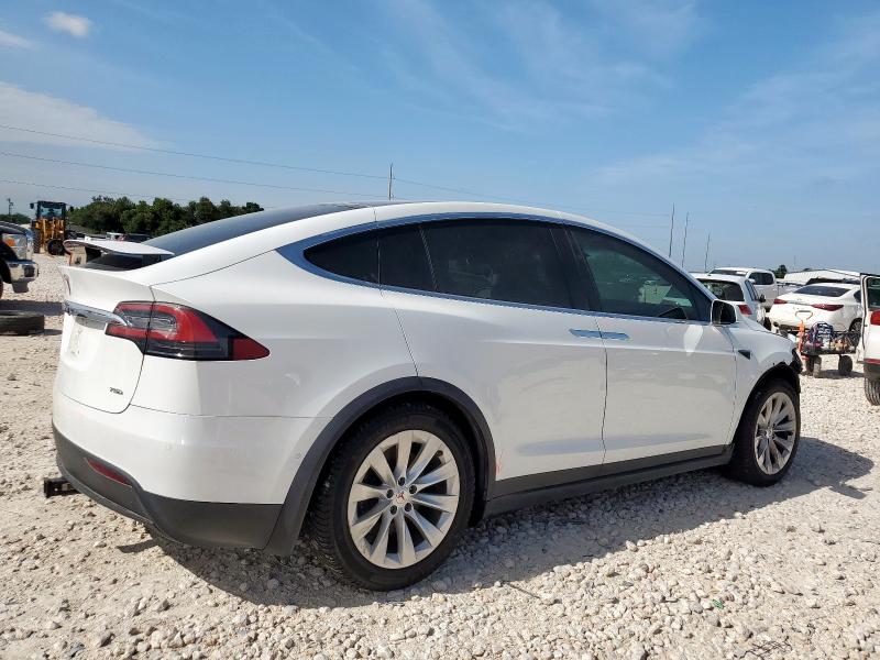 2017 TESLA MODEL X 5YJXCAE22HF061675