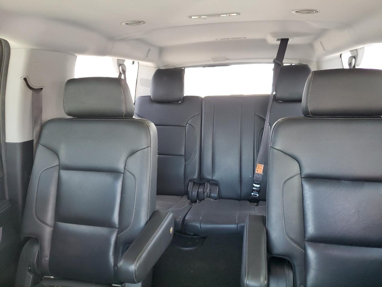 CHEVROLET SUBURBAN C1500 LTZ