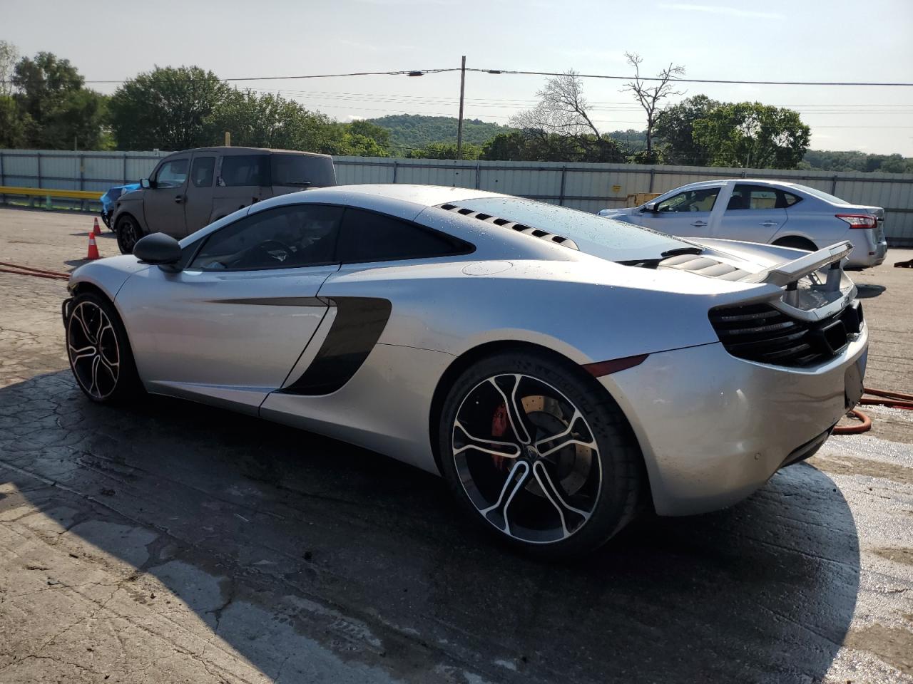 MCLAREN MP4-12C