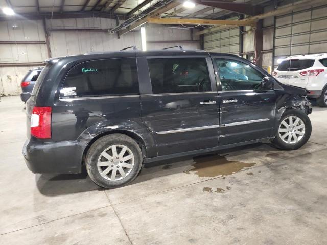 2015 CHRYSLER TOWN & COU 2C4RC1BG5FR596865